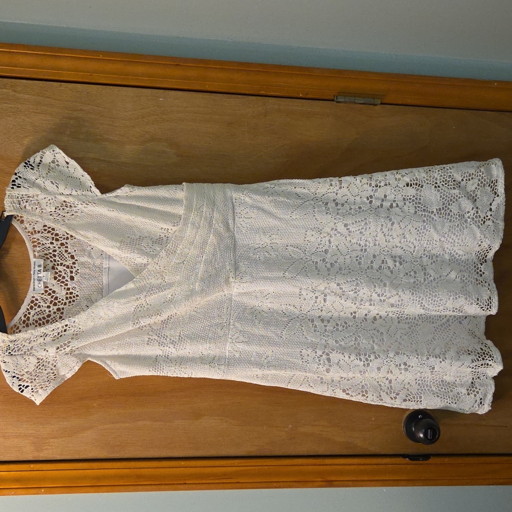 Chetta B Wedding Guest Lace Wrap V-Neck Mini Dress in White Size 8 NWOT